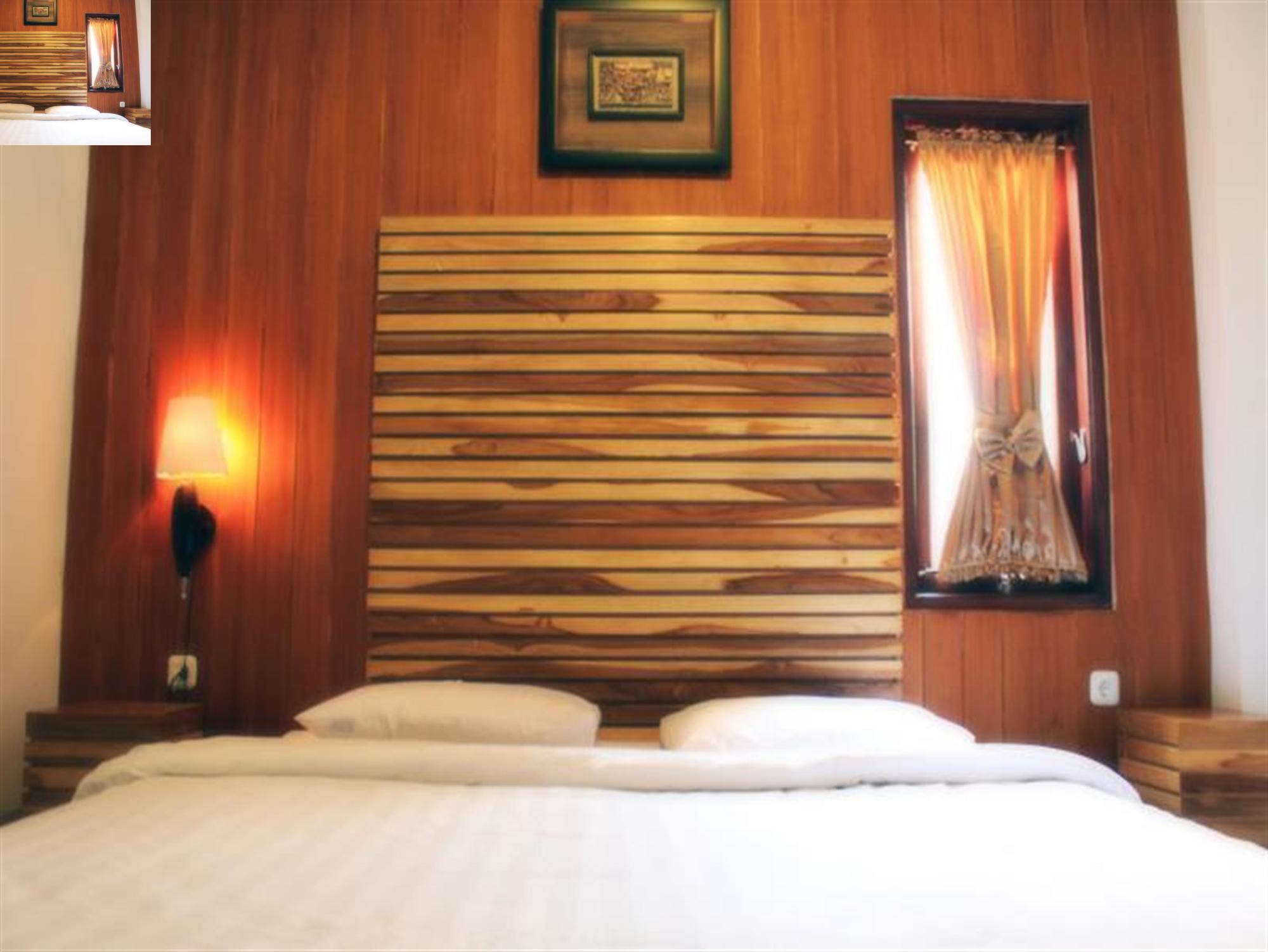 יוגיאקרטה Puri Minggiran Guesthouse Yogya מראה חיצוני תמונה
